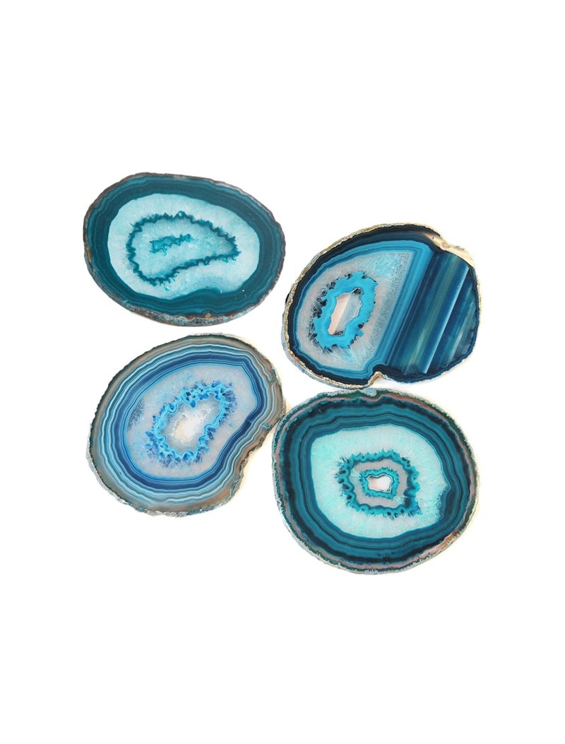 AMOYSTONE طقم كوسترات من الأجاثيت الزرقاء AMOYSTONE مكون من 4 قطع، 3.5-4 بوصة كوسترات حجرية كبيرة، مقاومة للحرارة وغير مسامية، ملحقات مشروبات فاخرة للتسلية، ديكور حفلات العشاء - Image 1